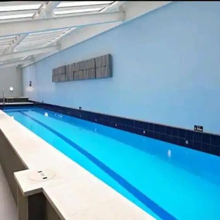 Lovely Bright Apartment With Balcony Pool And Gym Auckland Ngoại thất bức ảnh
