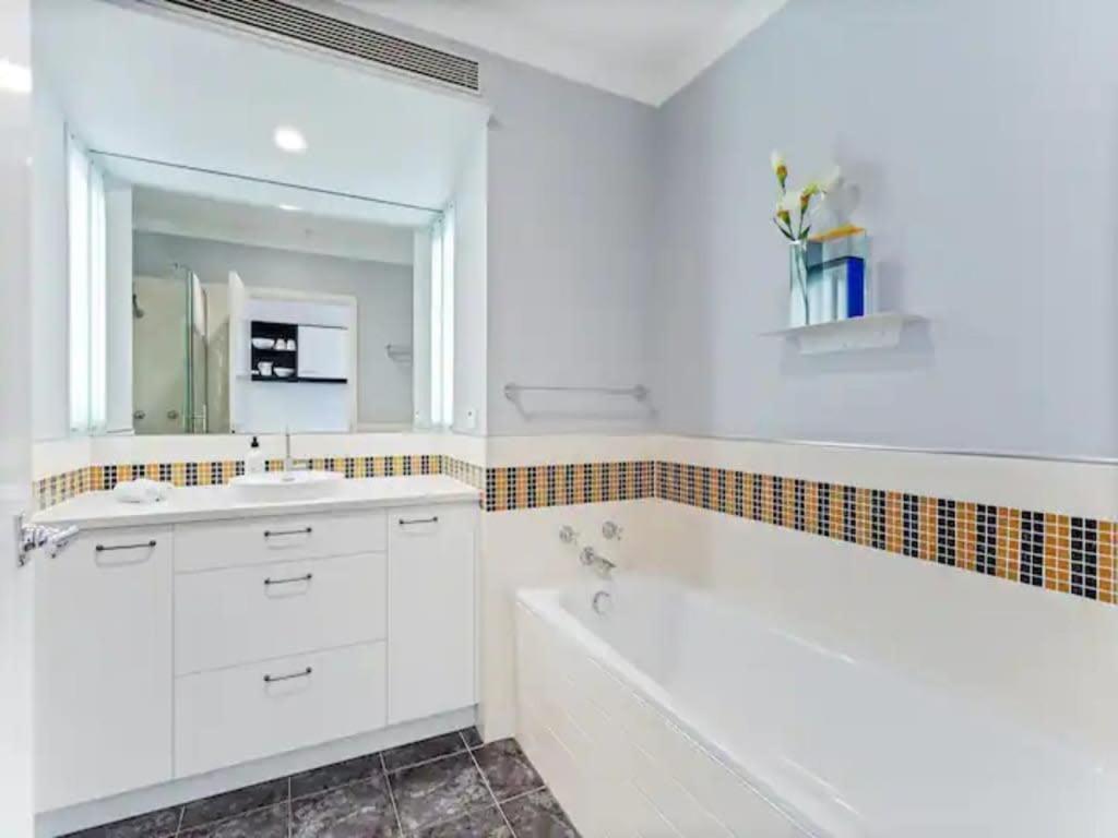 Lovely Bright Apartment With Balcony Pool And Gym Auckland Ngoại thất bức ảnh